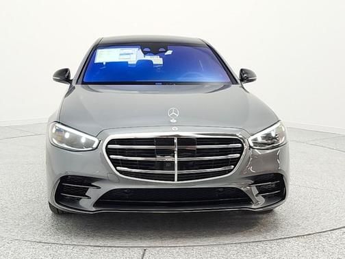 MANUFAKTUR Night Black Magno 2026 Mercedes-Benz S-Class 4MATIC