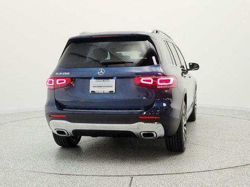 Denim Blue Metallic 2022 Mercedes-Benz GLB 250 Base