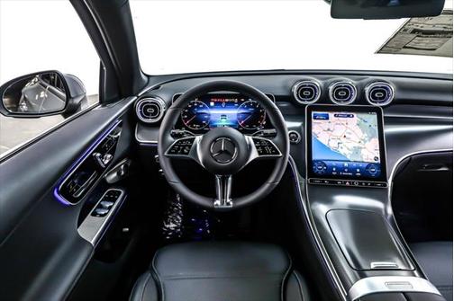 2025 Mercedes-Benz GLC 300 Base