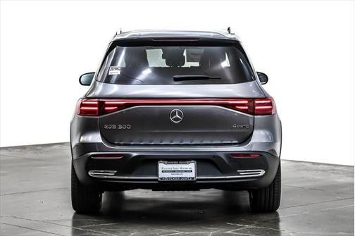 2025 Mercedes-Benz EQB 300 4MATIC