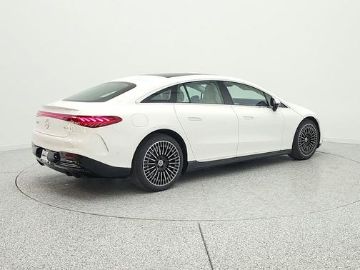 Polar White 2026 Mercedes-Benz EQS 450 4MATIC