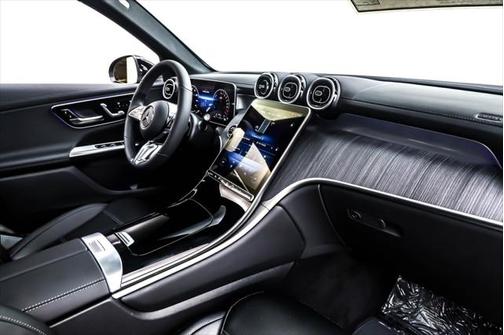 2025 Mercedes-Benz GLC 350e Base