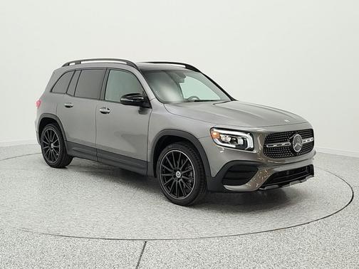 Mountain Grey Metallic 2022 Mercedes-Benz GLB 250 Base
