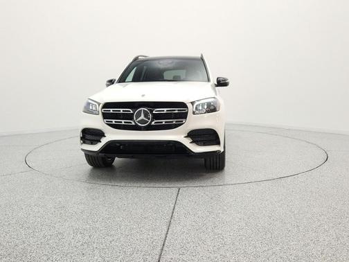 MANUFAKTUR Diamond White Metallic 2023 Mercedes-Benz GLS 450 4MATIC