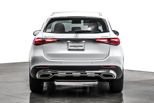 2026 Mercedes-Benz GLC 300 4MATIC