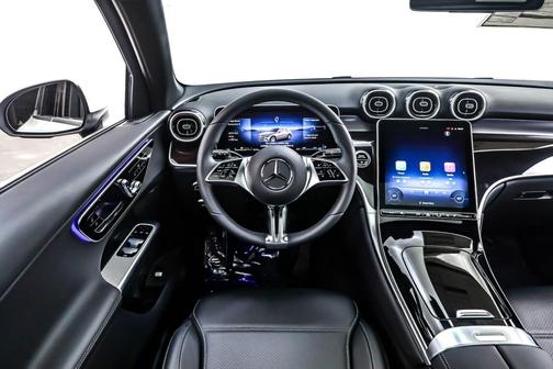 2026 Mercedes-Benz GLC 300 4MATIC