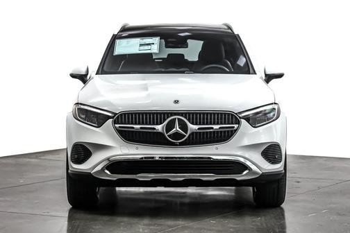 2026 Mercedes-Benz GLC 300 4MATIC