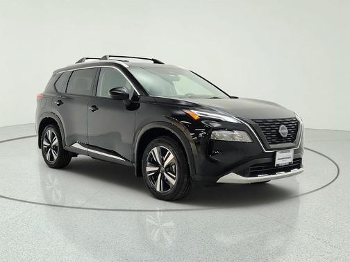 Super Black 2023 Nissan Rogue Platinum
