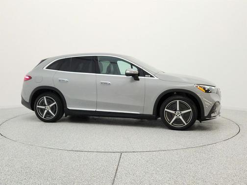 MANUFAKTUR Alpine Grey 2023 Mercedes-Benz EQE 500 4MATIC