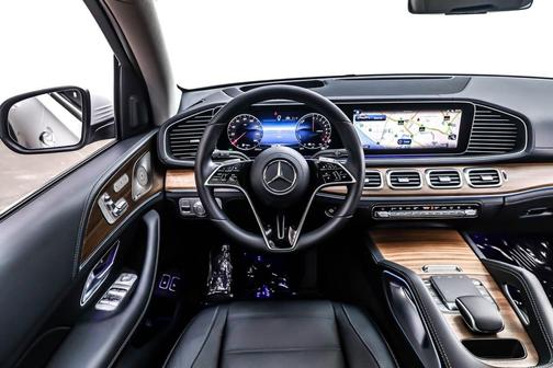 2026 Mercedes-Benz GLE 450e 4MATIC