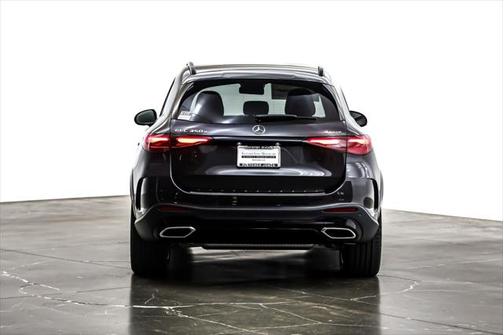 2025 Mercedes-Benz GLC 350e Base