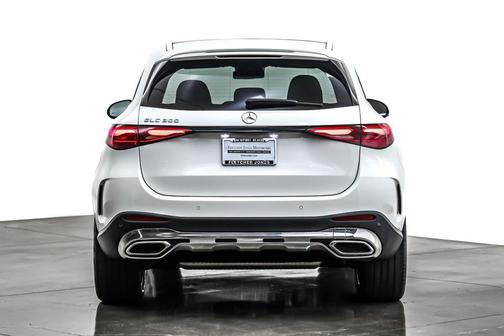 2023 Mercedes-Benz GLC 300 Base