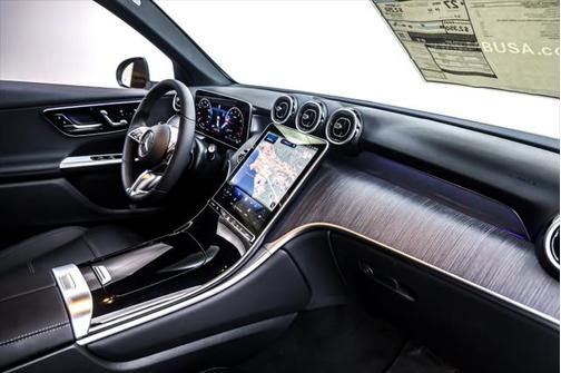 2025 Mercedes-Benz GLC 300 Base