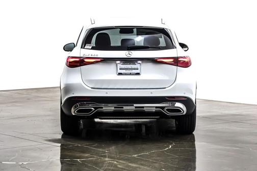 2026 Mercedes-Benz GLC 300 Base