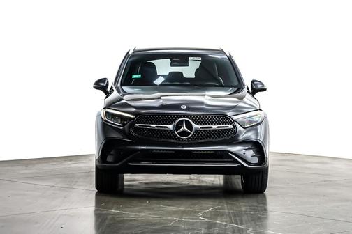 2025 Mercedes-Benz GLC 350e Base