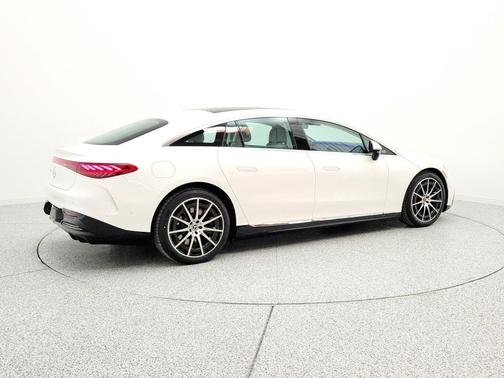 Polar White 2023 Mercedes-Benz EQS 450 4MATIC