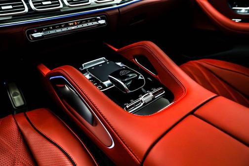 2026 Mercedes-Benz Maybach GLS 600 4MATIC