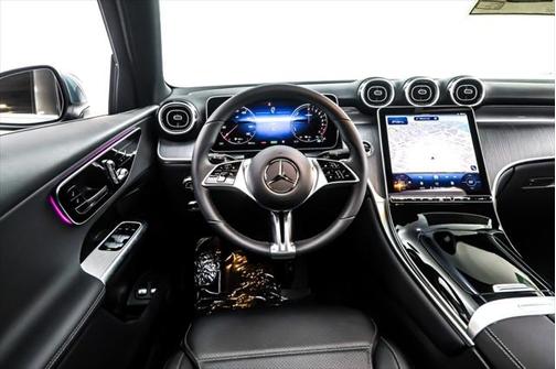 2025 Mercedes-Benz GLC 350e Base