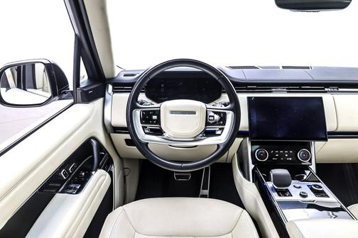 2023 Land Rover Range Rover P530 SE