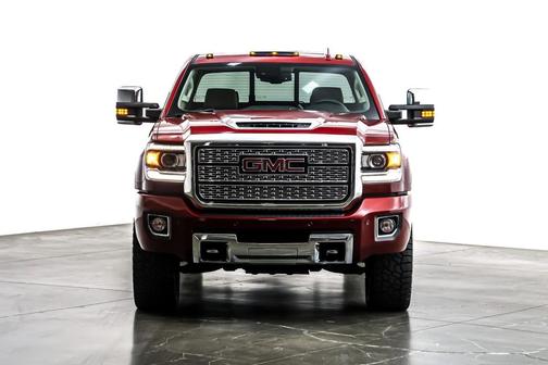 Red Quartz Tintcoat 2019 GMC Sierra 2500 Denali