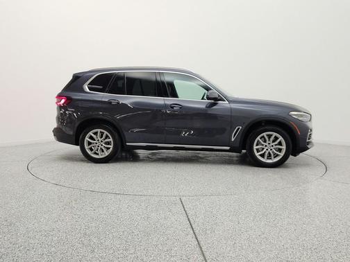 Arctic Gray Metallic 2020 BMW X5 sDrive40i