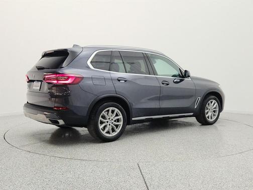 Arctic Gray Metallic 2020 BMW X5 sDrive40i