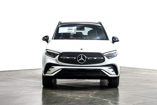 2026 Mercedes-Benz GLC 300 Base