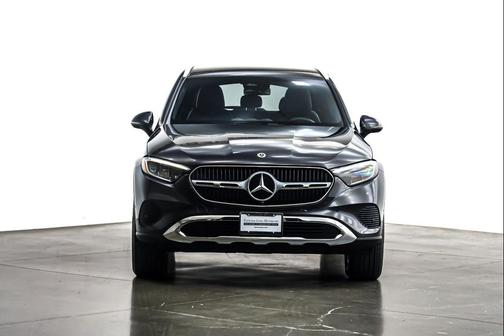 2025 Mercedes-Benz GLC 300 Base