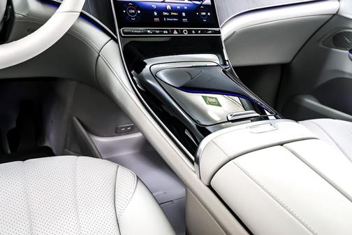 2026 Mercedes-Benz EQE 320 EQE 320