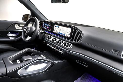 2025 Mercedes-Benz GLS 450 4MATIC