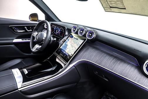 Polar White 2026 Mercedes-Benz GLC 300 Base