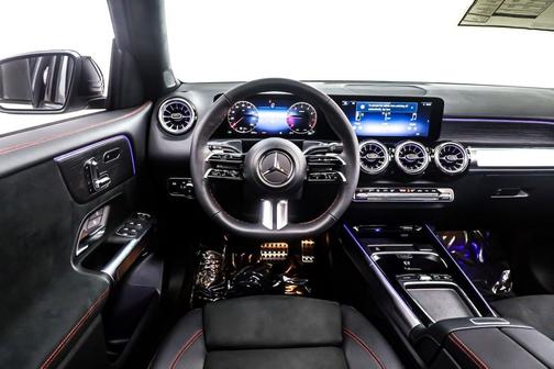 2026 Mercedes-Benz GLB 250 Base