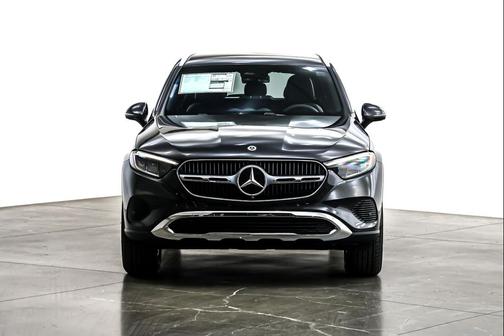 2026 Mercedes-Benz GLC 300 Base