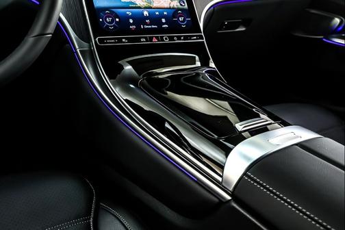 2026 Mercedes-Benz GLC 300 Base