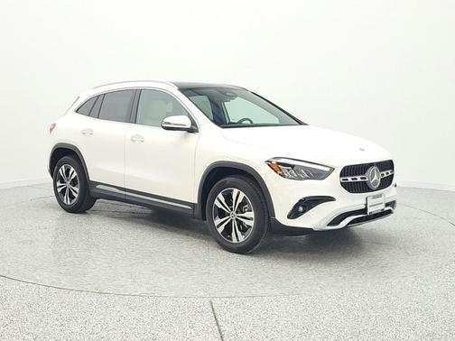 Polar White 2026 Mercedes-Benz GLA 250 4MATIC