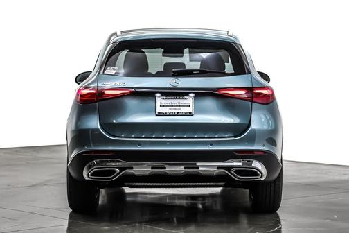 2026 Mercedes-Benz GLC 300 Base