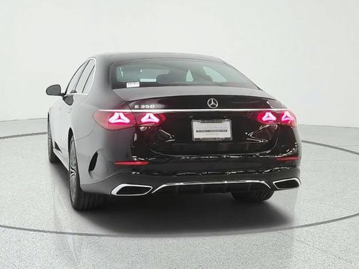 Black 2027 Mercedes-Benz E-Class E 350