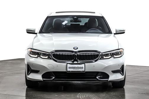 2019 BMW 330 330i