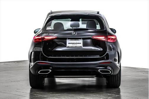 2025 Mercedes-Benz GLC 300 Base