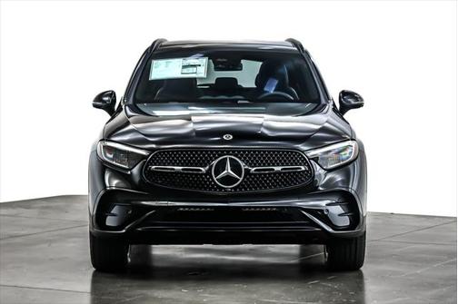 2025 Mercedes-Benz GLC 300 Base