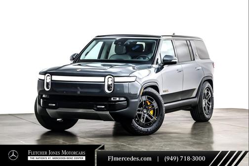 2023 Rivian R1S Adventure