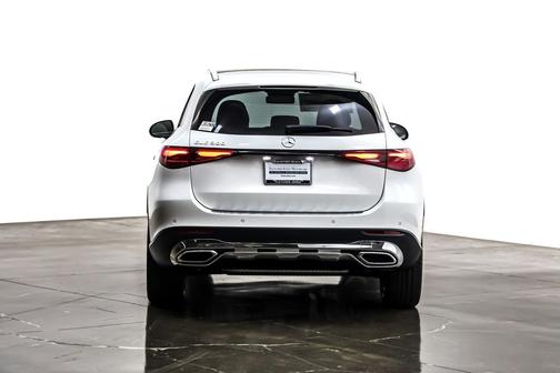 2026 Mercedes-Benz GLC 300 Base