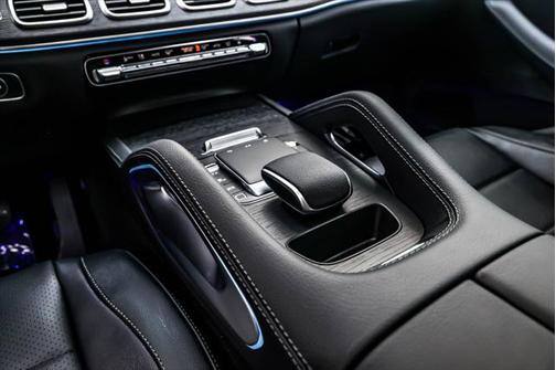 2025 Mercedes-Benz GLE 450e 4MATIC