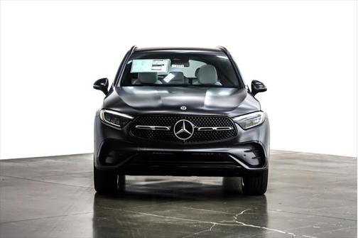 2025 Mercedes-Benz GLC 350e Base