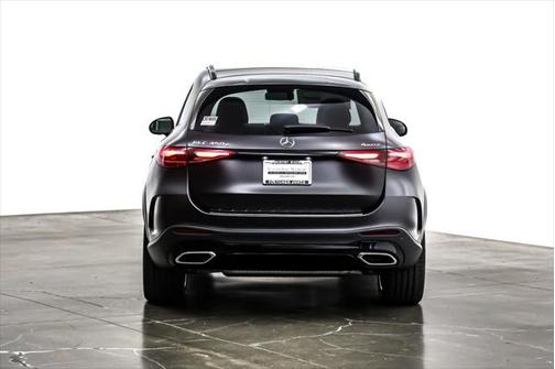 2025 Mercedes-Benz GLC 350e Base