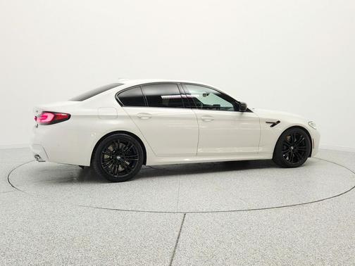 Alpine White 2021 BMW M5 Base
