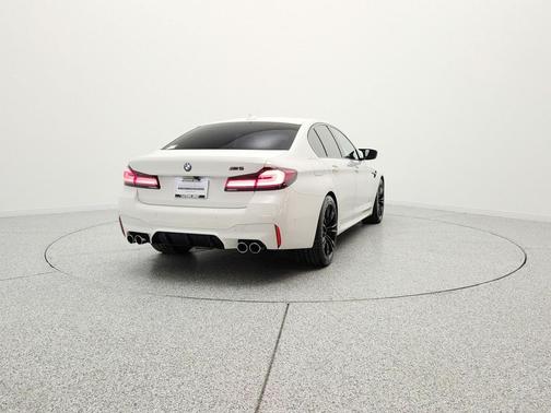 Alpine White 2021 BMW M5 Base