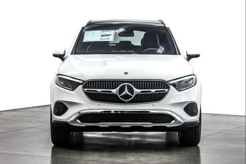 2026 Mercedes-Benz GLC 300 Base