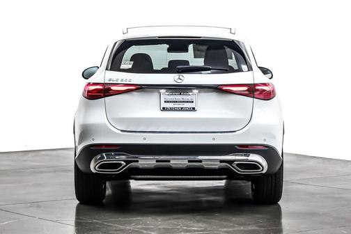 2026 Mercedes-Benz GLC 300 Base