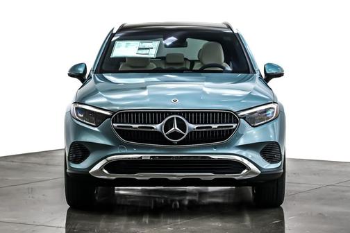 2026 Mercedes-Benz GLC 300 Base